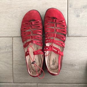 Jambu memory foam sandals